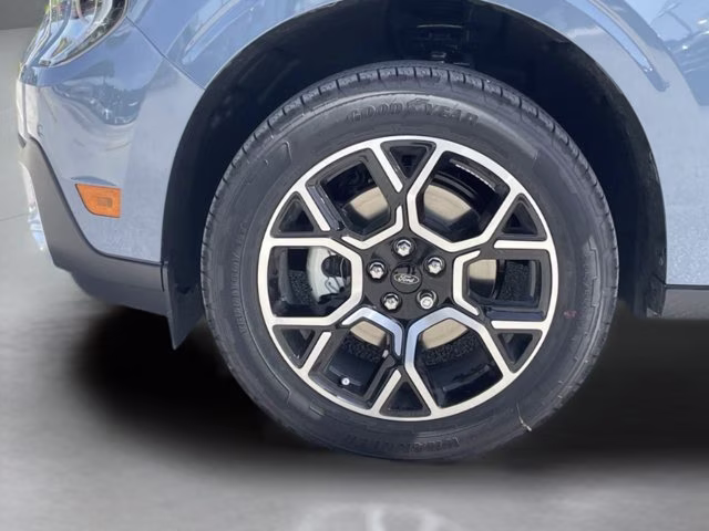 2026 Azure Gray Metallic Tri-Coat Ford Maverick Lariat AWD Truck