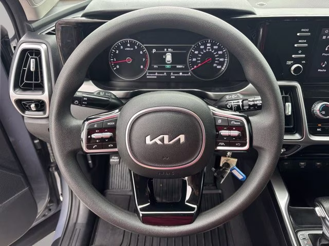 2023 Everlasting Silver Kia Sorento LX FWD SUV