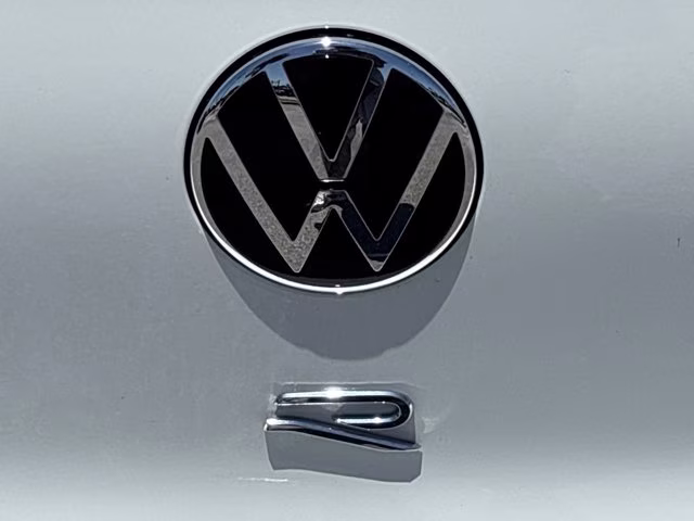 2024 Pure White Volkswagen Golf R 2.0T AWD Hatchback
