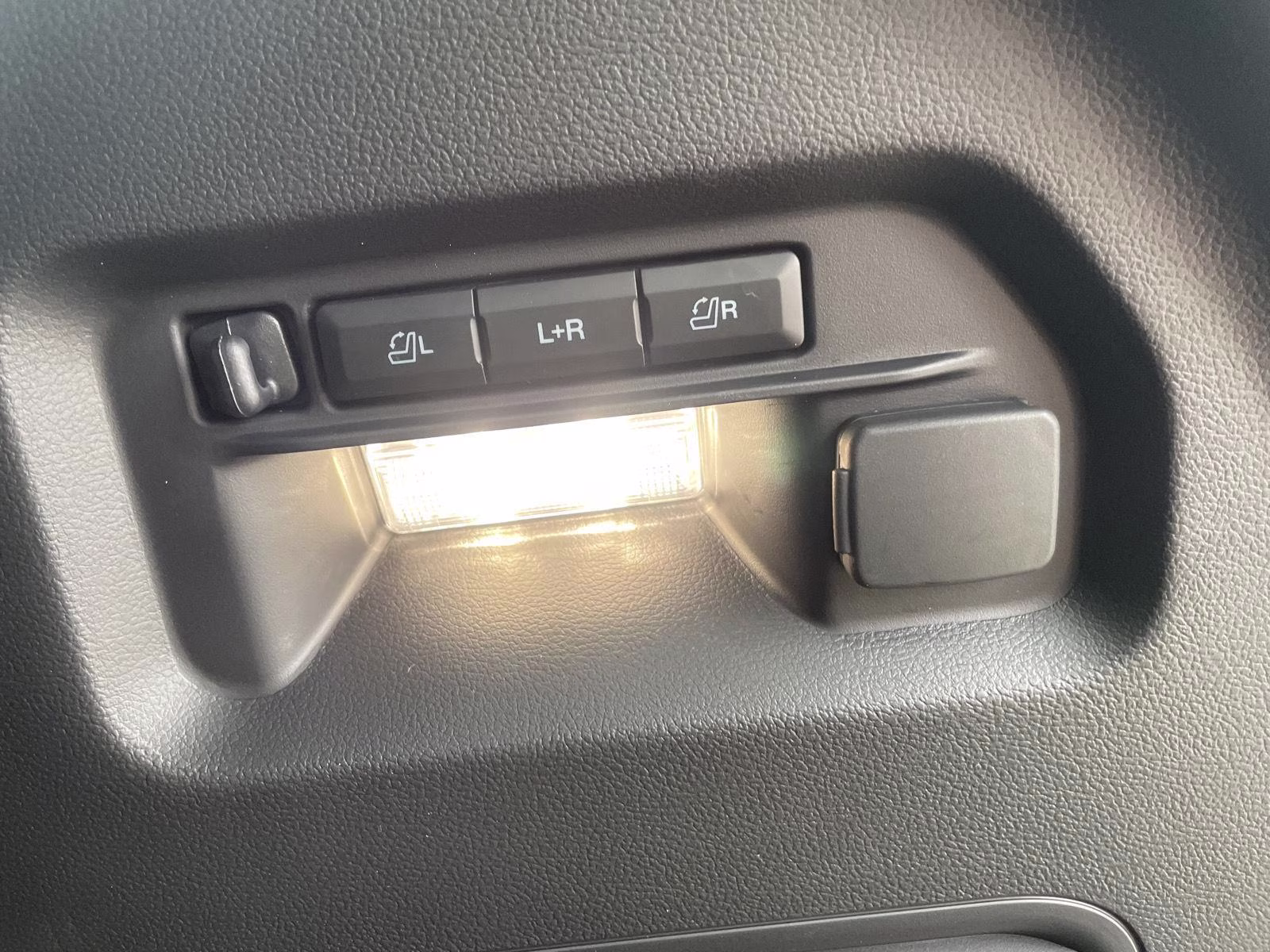 2026 Carbonized Gray Ford Explorer ST 4X4 SUV