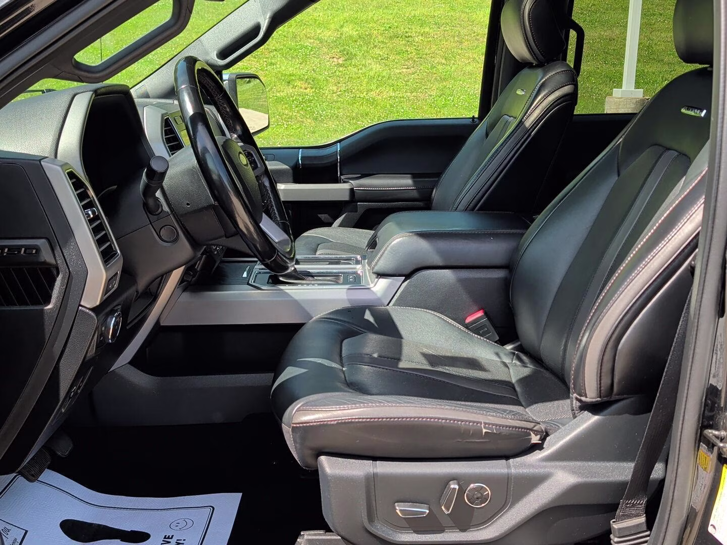 2019 Agate Black Ford F150 SUPERCREW Platinum 4X4 Truck