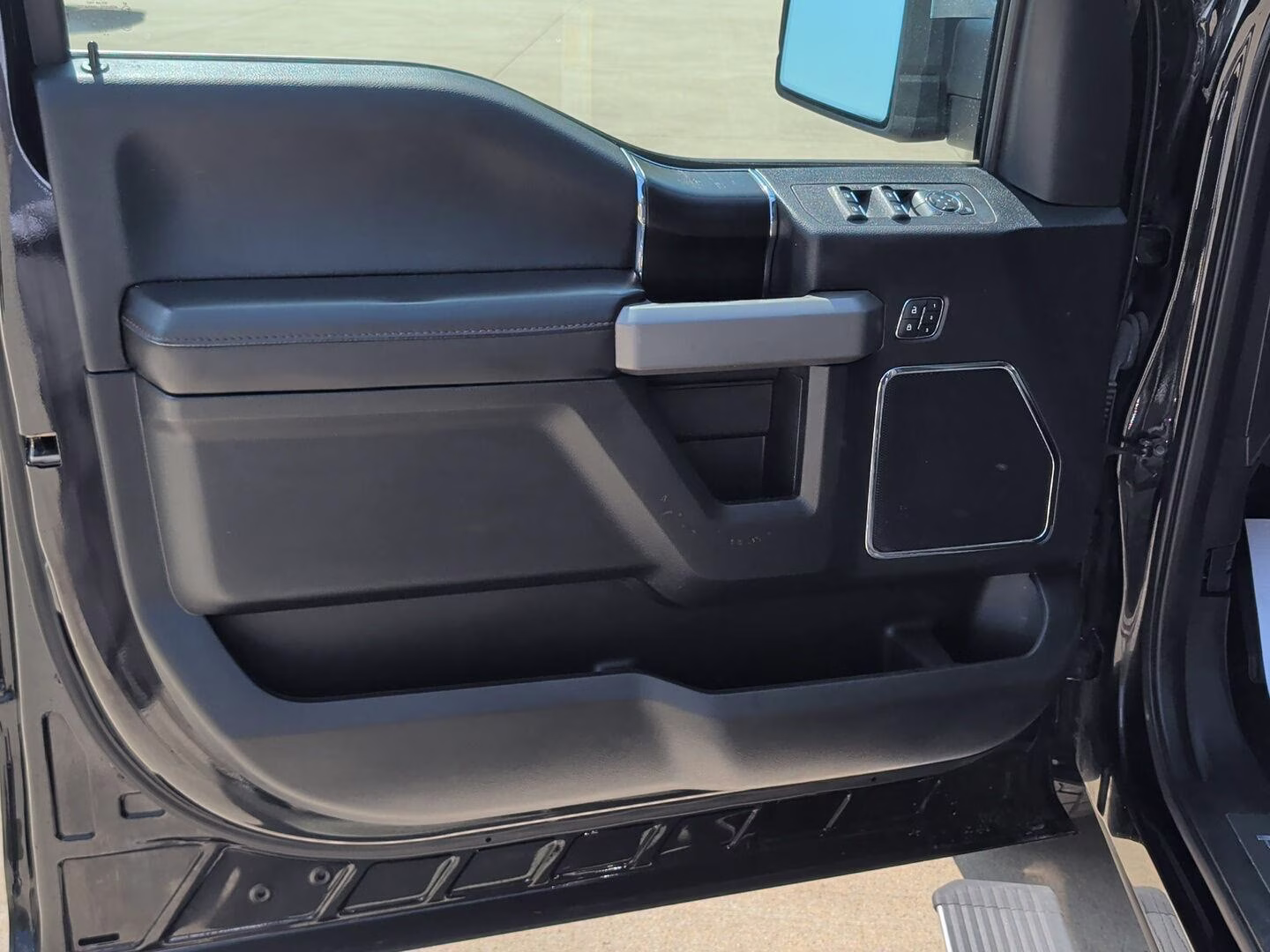 2019 Agate Black Ford F150 XL/XLT/LRT 4X4 Truck