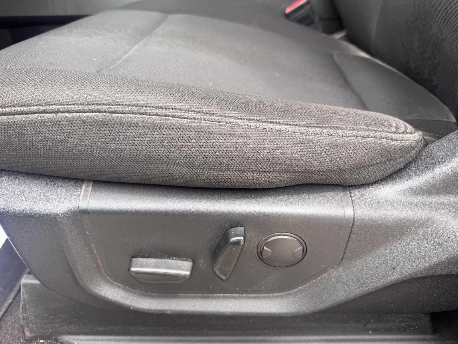 2019 Velocity Blue Ford F-150 XLT 4X4 Truck