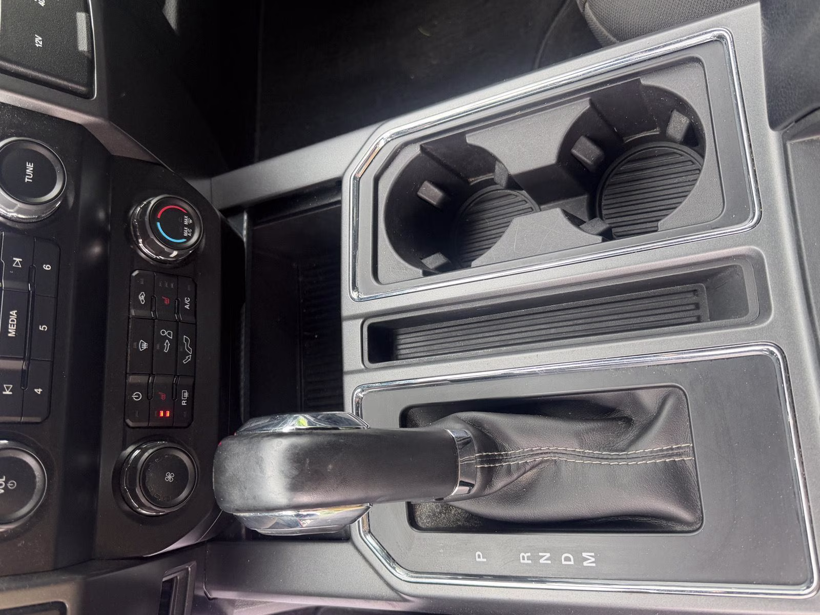 2019 Velocity Blue Ford F-150 XLT 4X4 Truck