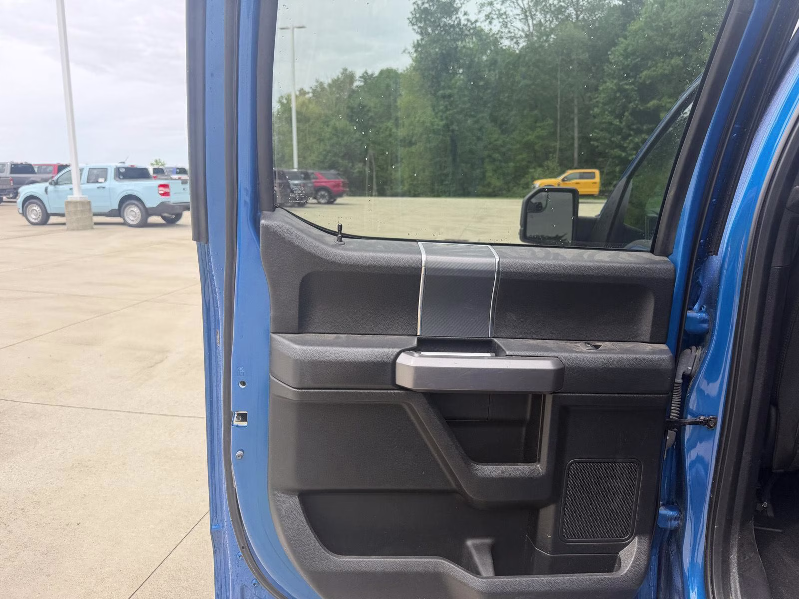 2019 Velocity Blue Ford F-150 XLT 4X4 Truck