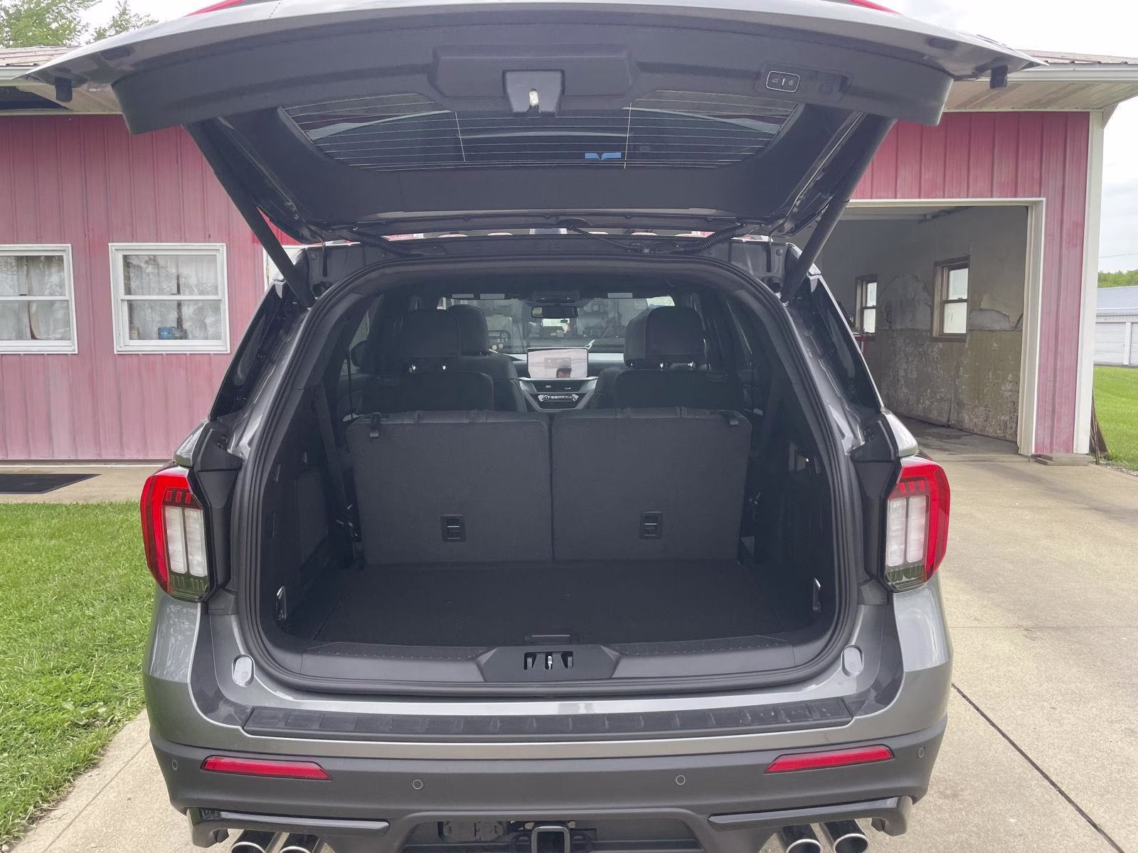 2026 Carbonized Gray Ford Explorer ST 4X4 SUV