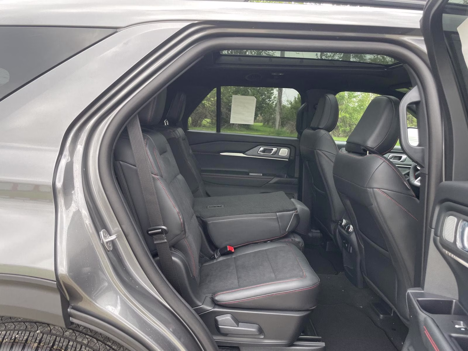 2026 Carbonized Gray Ford Explorer ST 4X4 SUV