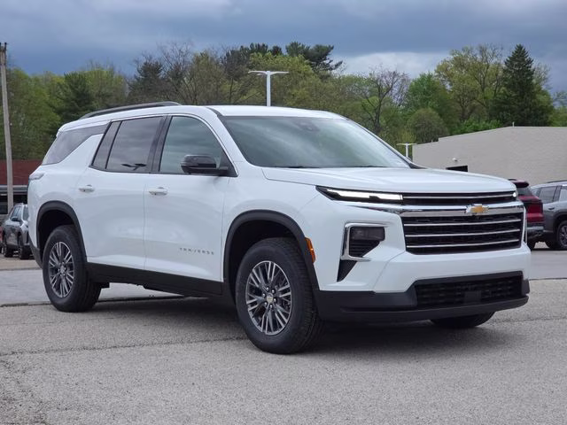 2026 Summit White Chevrolet Traverse LT FWD SUV