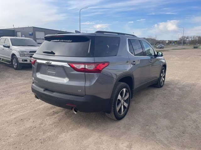 2020 Satin Steel Metallic Chevrolet Traverse 3LT AWD SUV