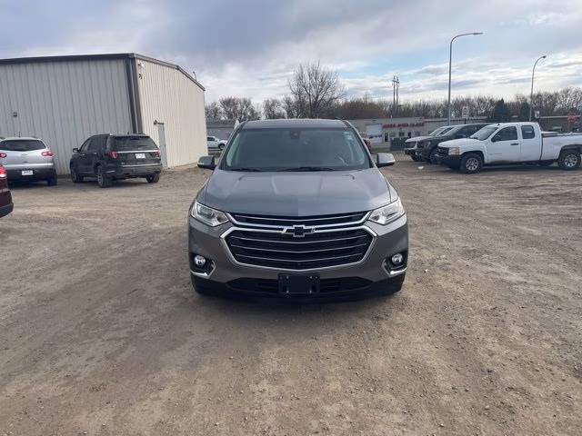 2020 Satin Steel Metallic Chevrolet Traverse 3LT AWD SUV