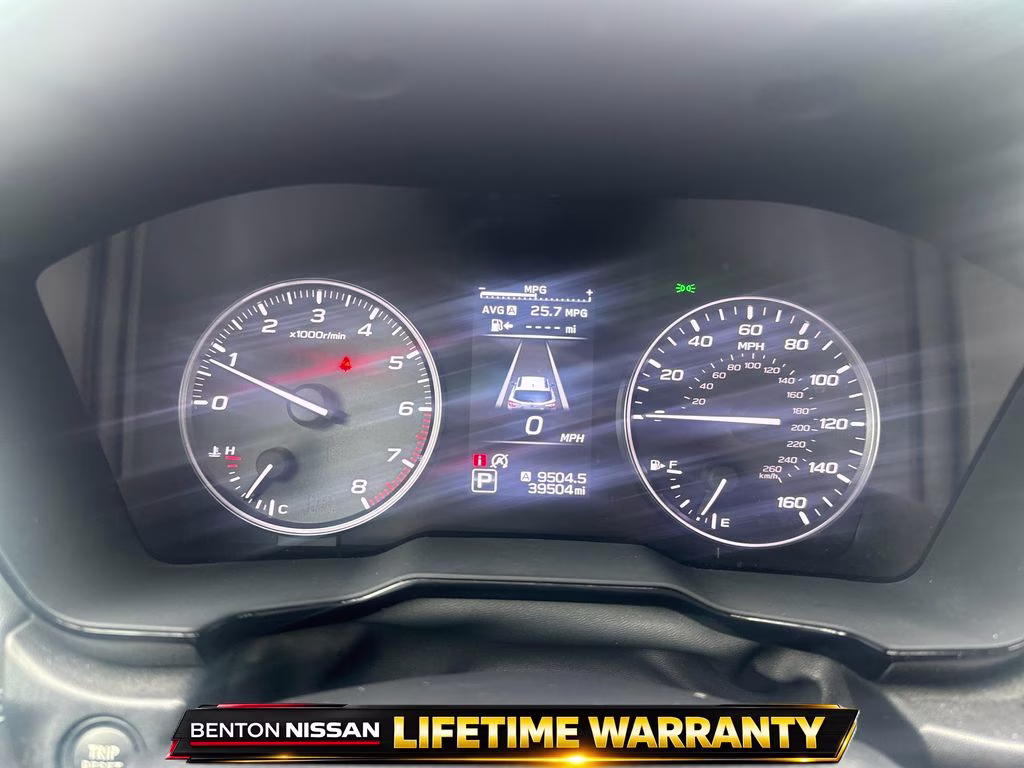 2023 Crystal White Pearl Subaru Outback Premium AWD SUV