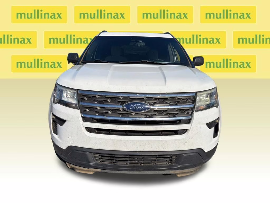 2018 Oxford White Ford Explorer Base 4X4 SUV