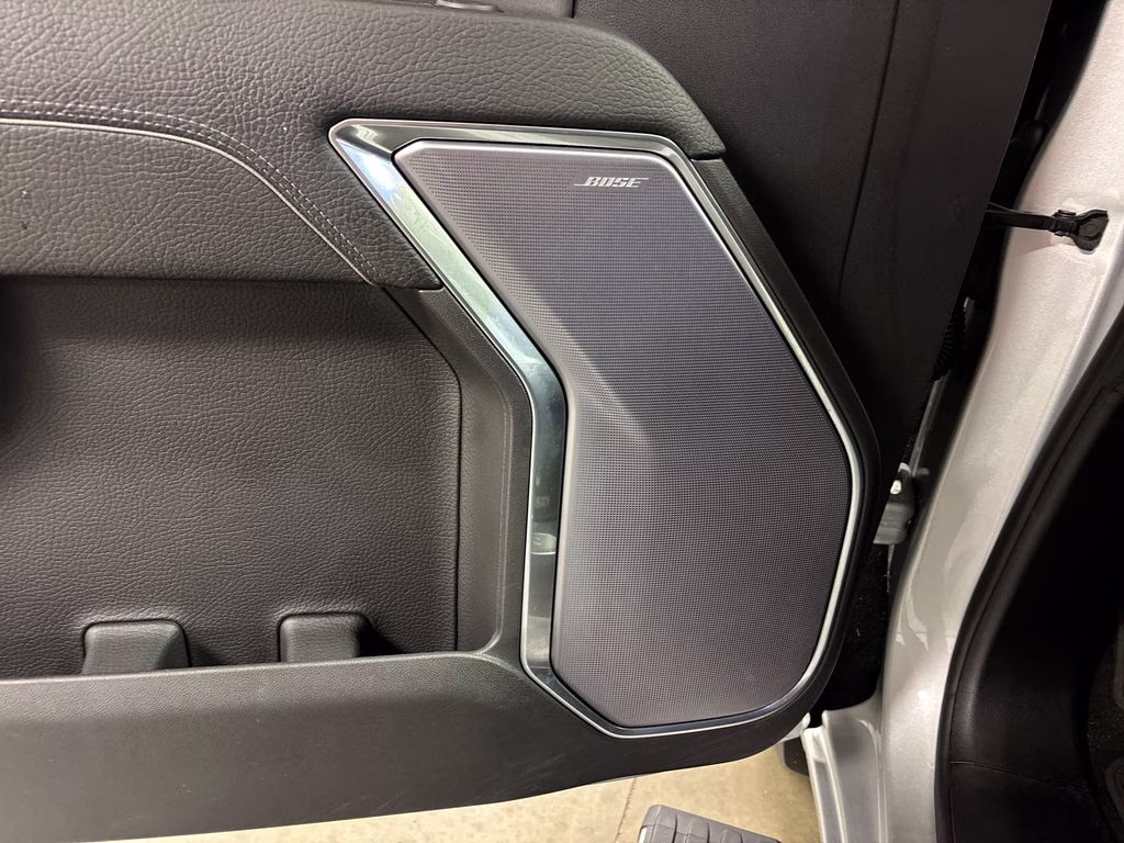 2022 Quicksilver Metallic GMC Sierra 1500 Denali 4X4 Truck
