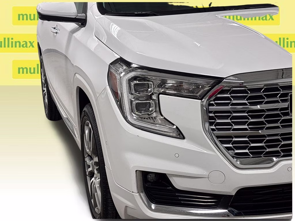 2024 Summit White GMC Terrain Denali AWD SUV