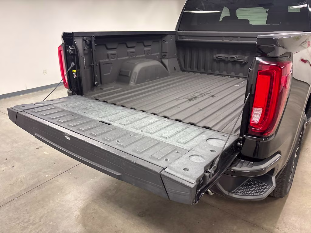 2021 Ebony Twilight Metallic GMC Sierra 1500 AT4 4X4 Truck
