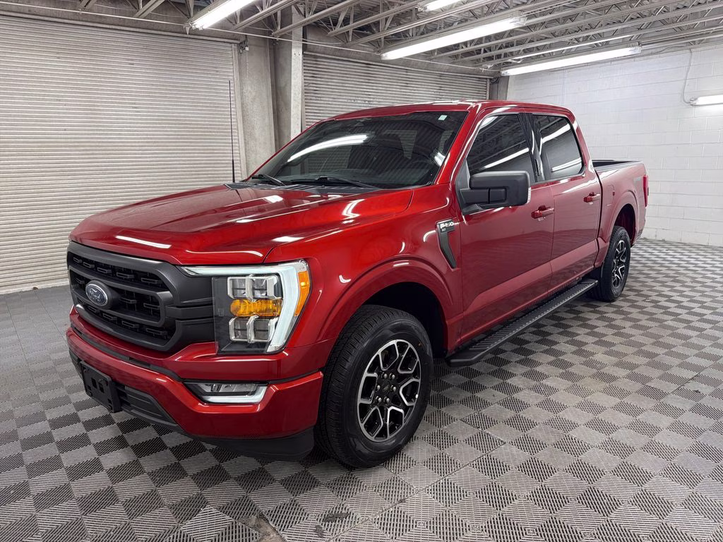 2023 Chili Pepper Red Ford F-150 XLT RWD Truck