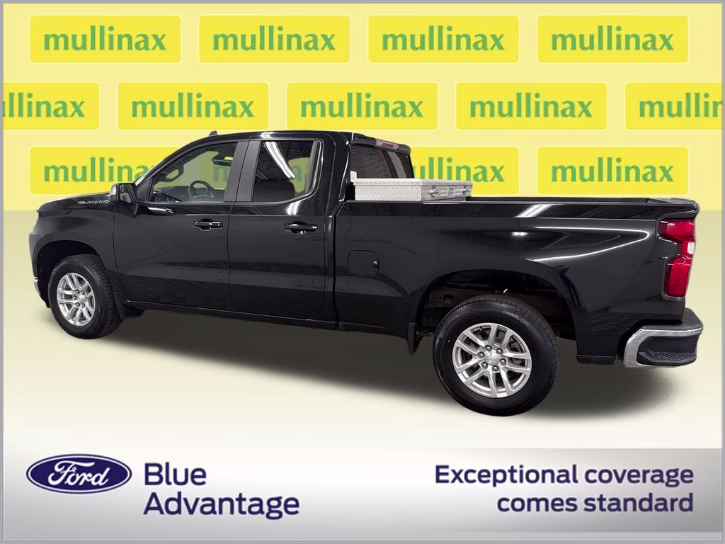 2020 Black Chevrolet Silverado 1500 LT RWD Truck