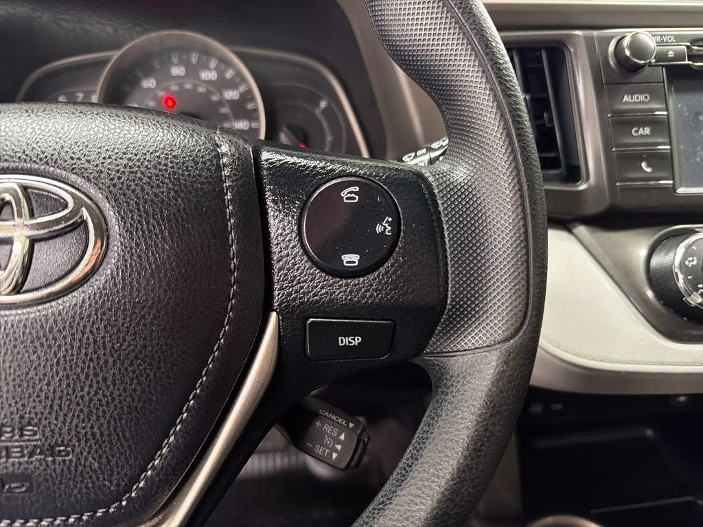 2015 Classic Silver Metallic Toyota RAV4 LE FWD SUV