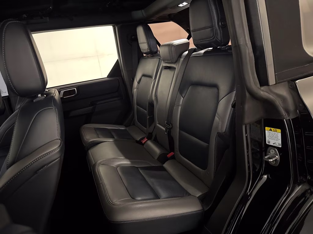 2024 Shadow Black Ford Bronco Outer Banks 4X4 SUV