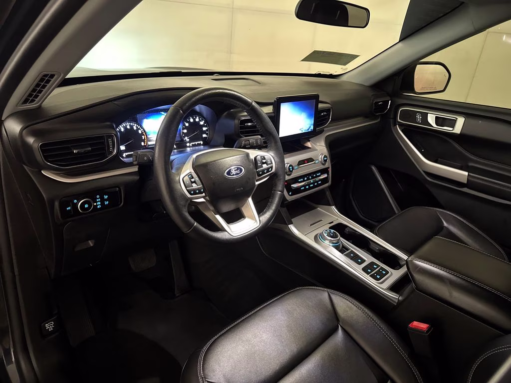 2023 Stone Blue Metallic Ford Explorer XLT RWD SUV