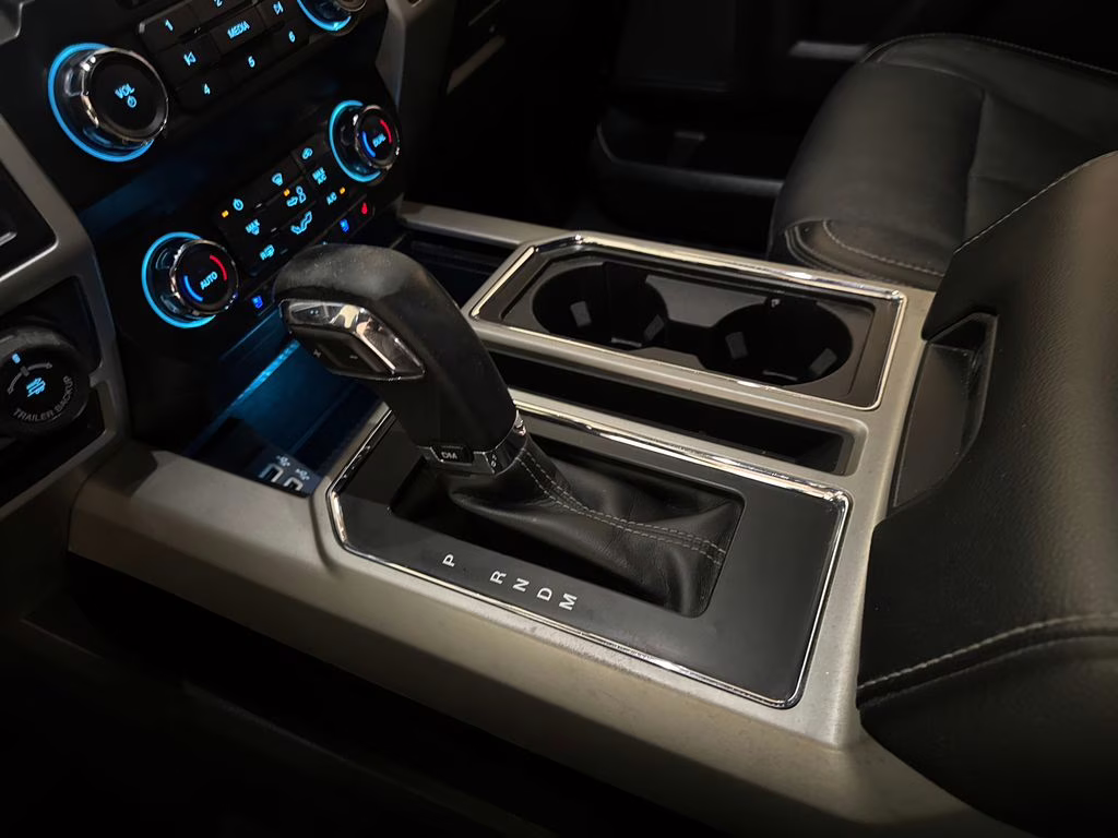 2019 Magnetic Ford F-150 Lariat RWD Truck