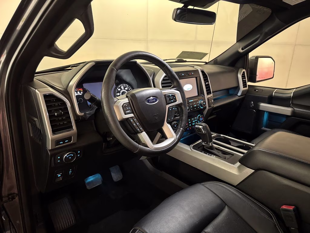 2019 Magnetic Ford F-150 Lariat RWD Truck