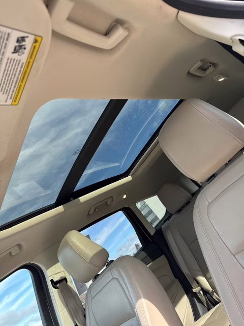 2018 Oxford White Ford Escape SEL 4X4 SUV