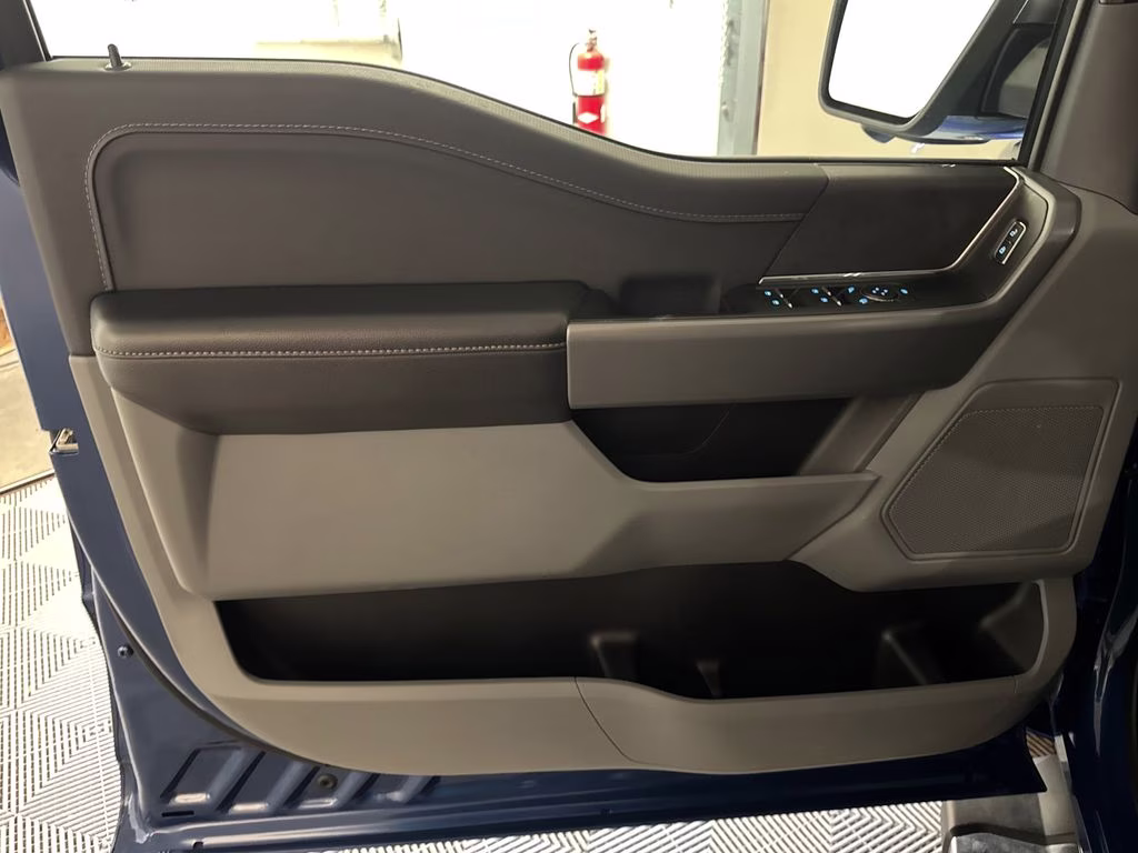 2025 Atlas Blue Metallic Ford F-150 XLT RWD Truck