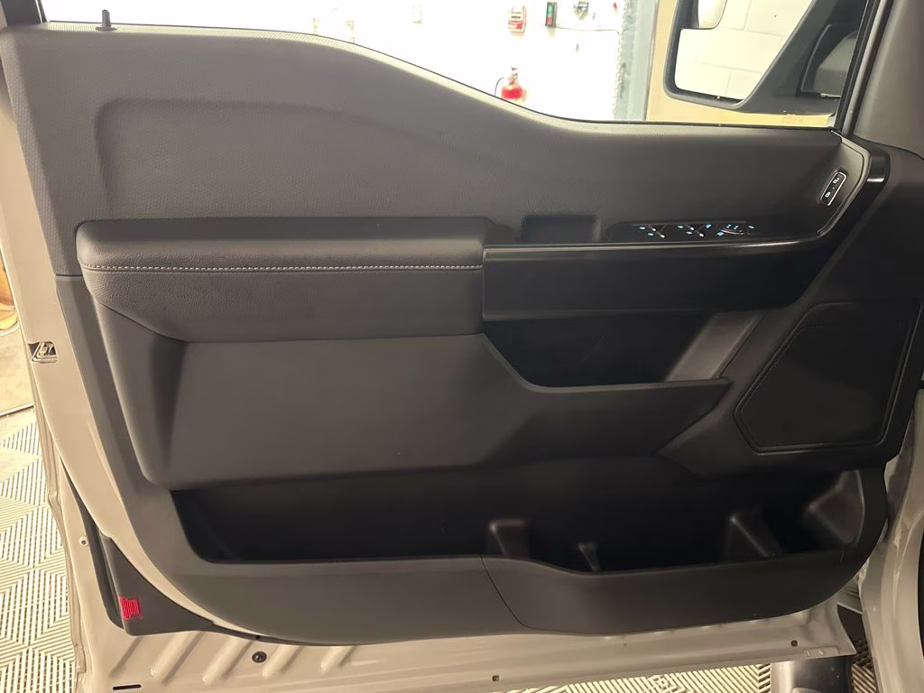 2023 Avalanche Ford F-150 XL 4X4 Truck