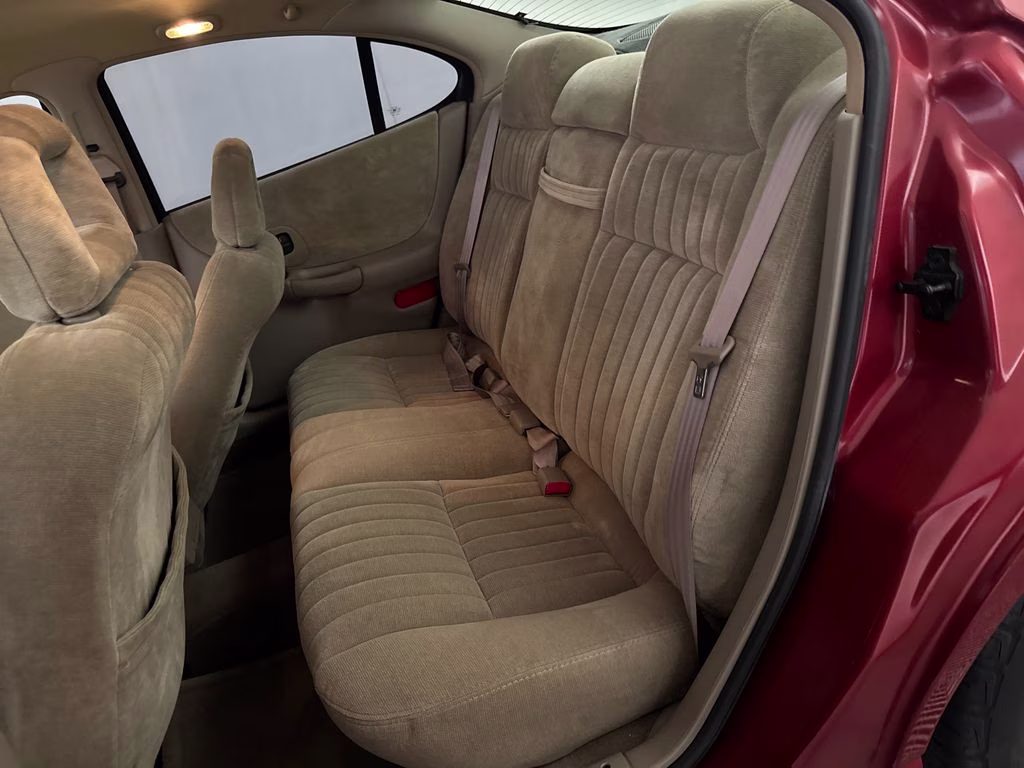 1998 Medium Red Metallic Pontiac Grand Prix SE FWD Sedan