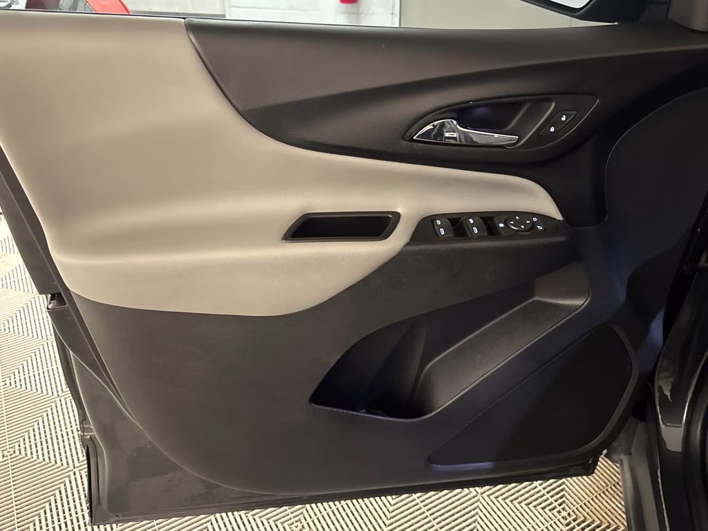 2020 Nightfall Gray Metallic Chevrolet Equinox LS FWD SUV