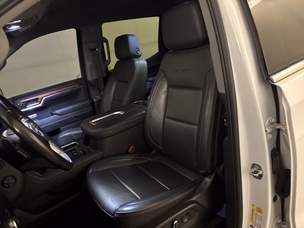 2022 White Frost Tricoat GMC Sierra 1500 Denali 4X4 Truck