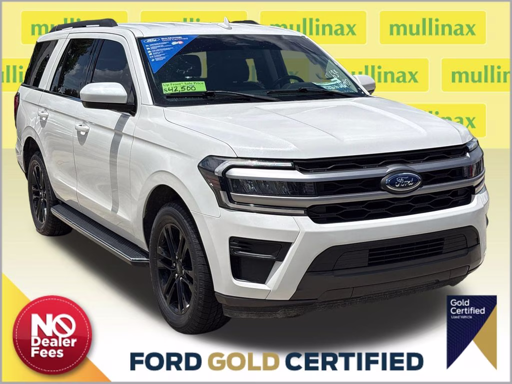 2023 White Metallic Ford Expedition XLT RWD SUV