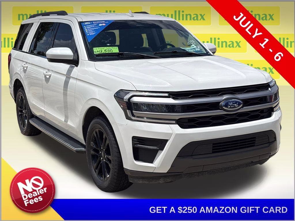 2023 White Metallic Ford Expedition XLT RWD SUV