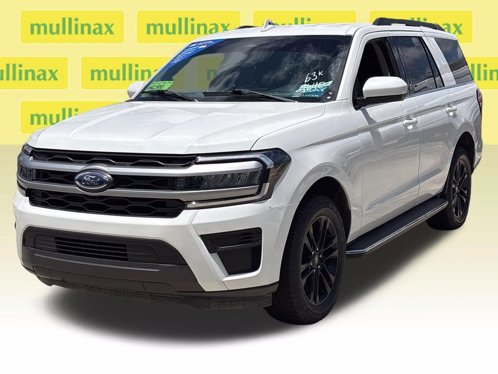 2023 White Metallic Ford Expedition XLT RWD SUV