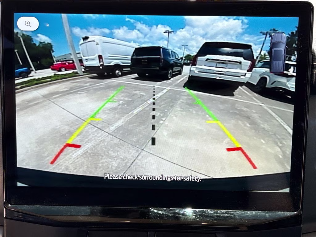 2023 White Metallic Ford Expedition XLT RWD SUV
