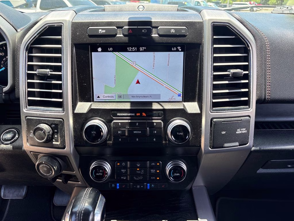2019 Black Metallic Ford F-150 Platinum 4X4 Truck