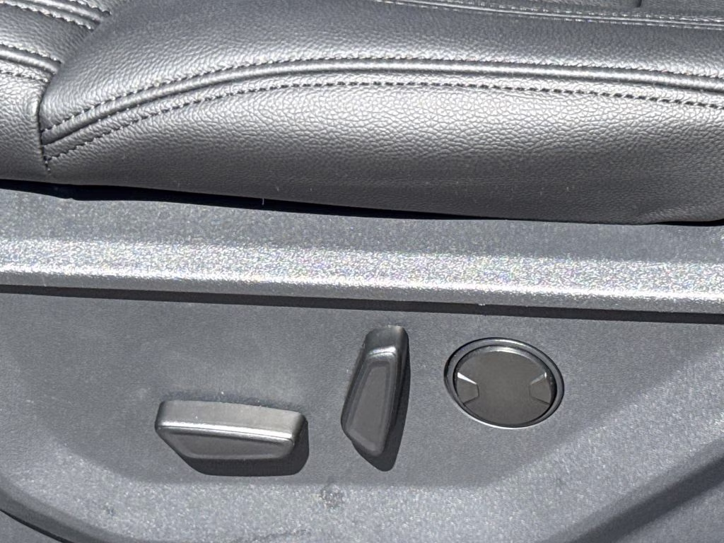 2025 Agate Black Metallic Ford Expedition Max Active RWD SUV