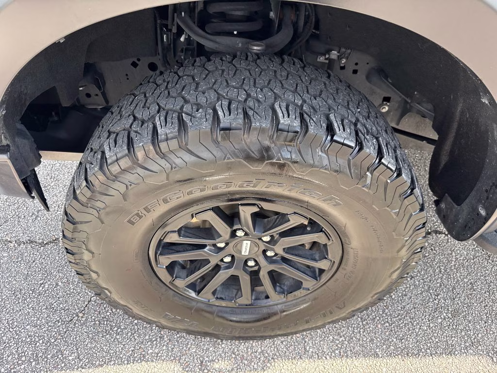 2024 Shelter Green Ford F-150 Raptor 4X4 Truck
