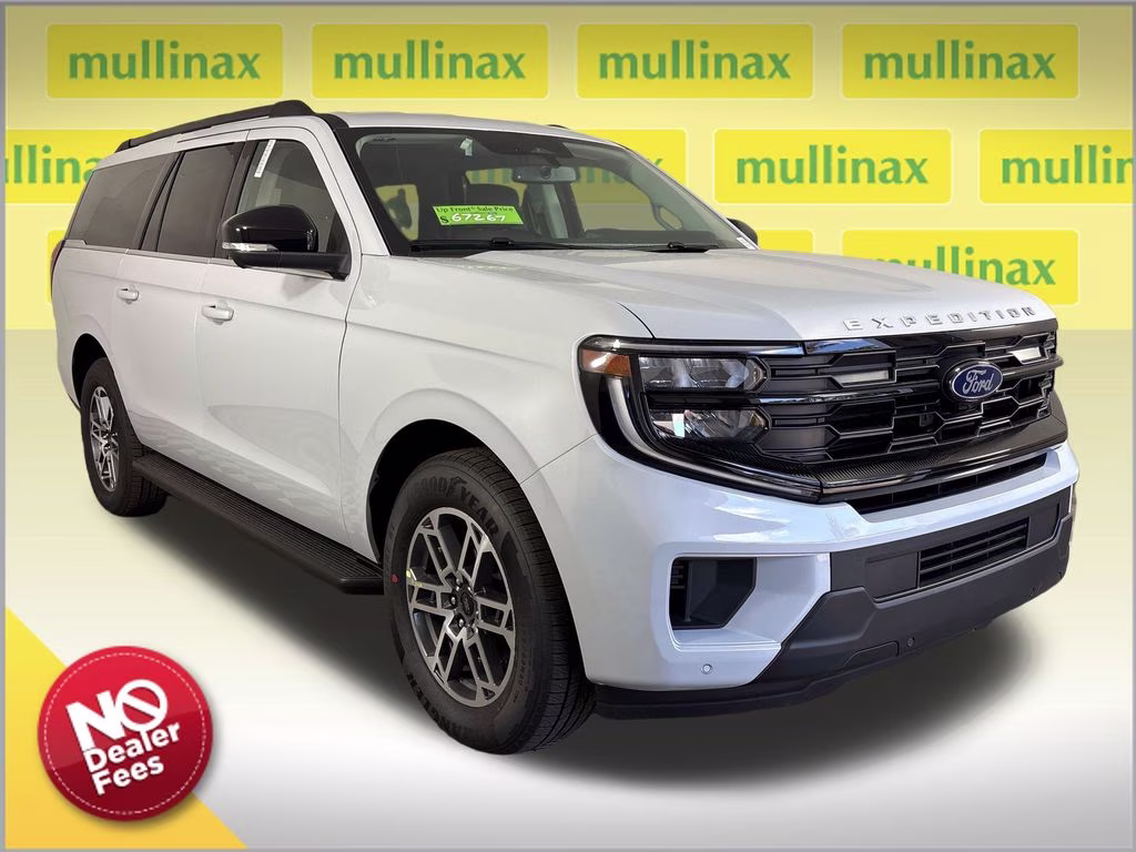 2026 Space Silver Metallic Ford Expedition Max Active RWD SUV