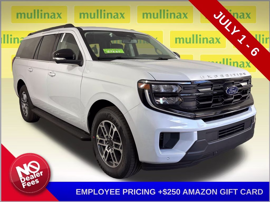 2026 Space Silver Metallic Ford Expedition Max Active RWD SUV