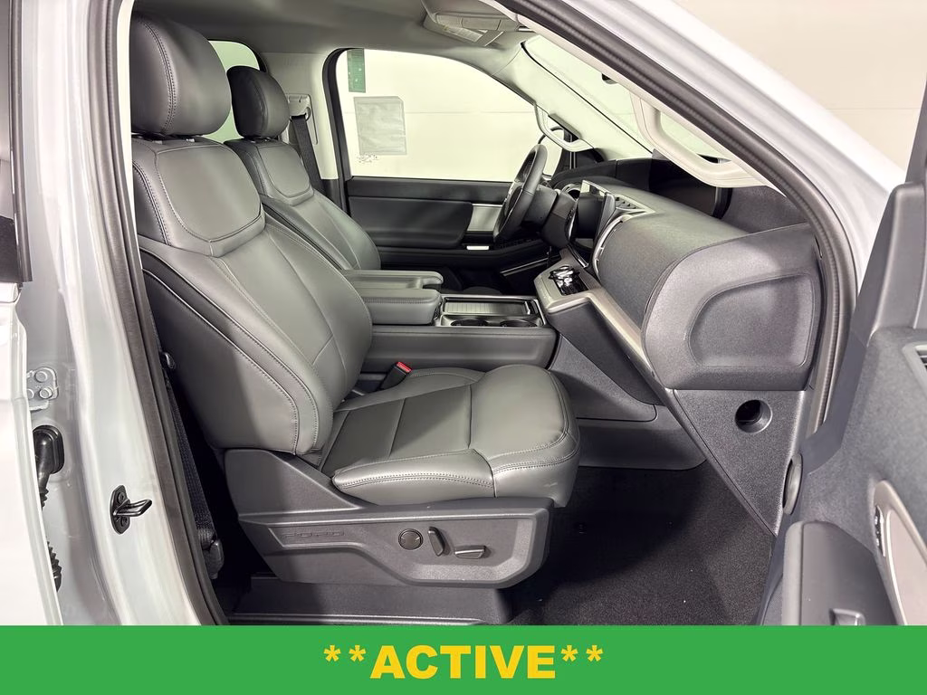 2026 Space Silver Metallic Ford Expedition Max Active RWD SUV