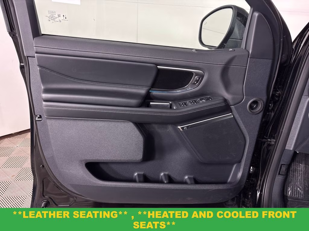 2026 Agate Black Metallic Ford Expedition Platinum 4X4 SUV