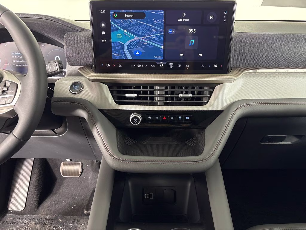 2026 Space White Metallic Ford Explorer Active RWD SUV