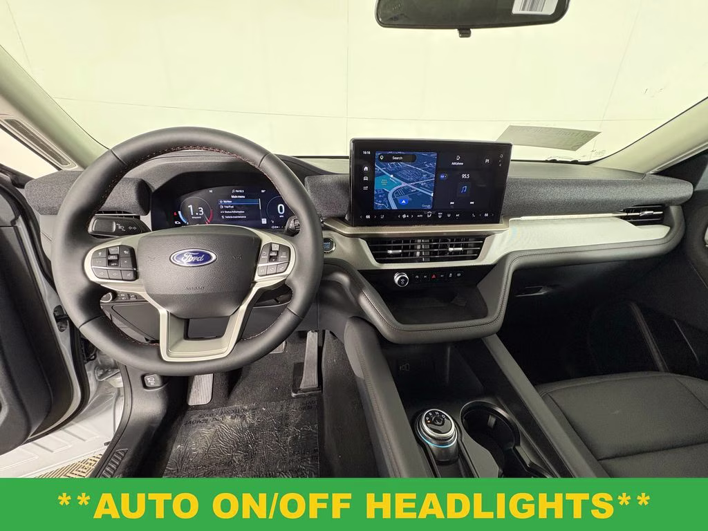 2026 Space White Metallic Ford Explorer Active RWD SUV