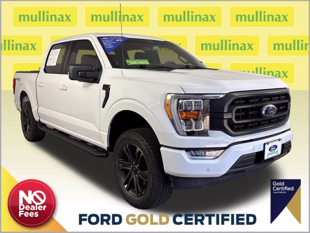 2022 Oxford White Ford F-150 XLT 4X4 Truck