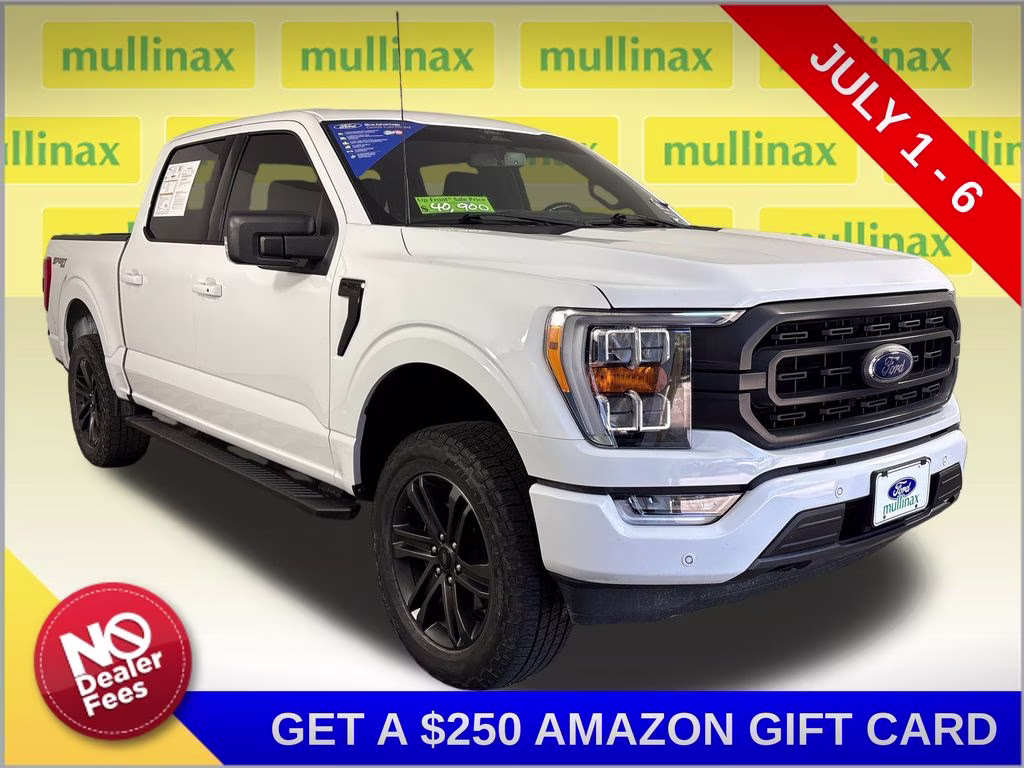2022 Oxford White Ford F-150 XLT 4X4 Truck