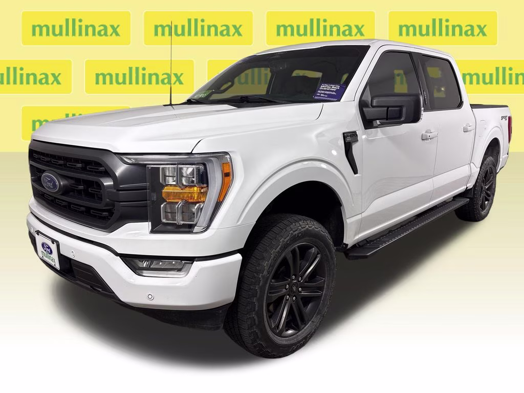 2022 Oxford White Ford F-150 XLT 4X4 Truck