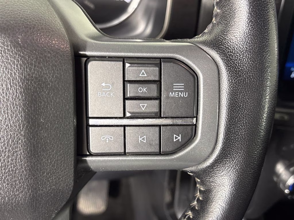 2022 Oxford White Ford F-150 XLT 4X4 Truck