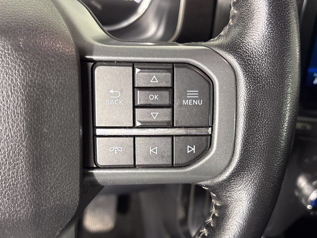 2022 Oxford White Ford F-150 XLT 4X4 Truck